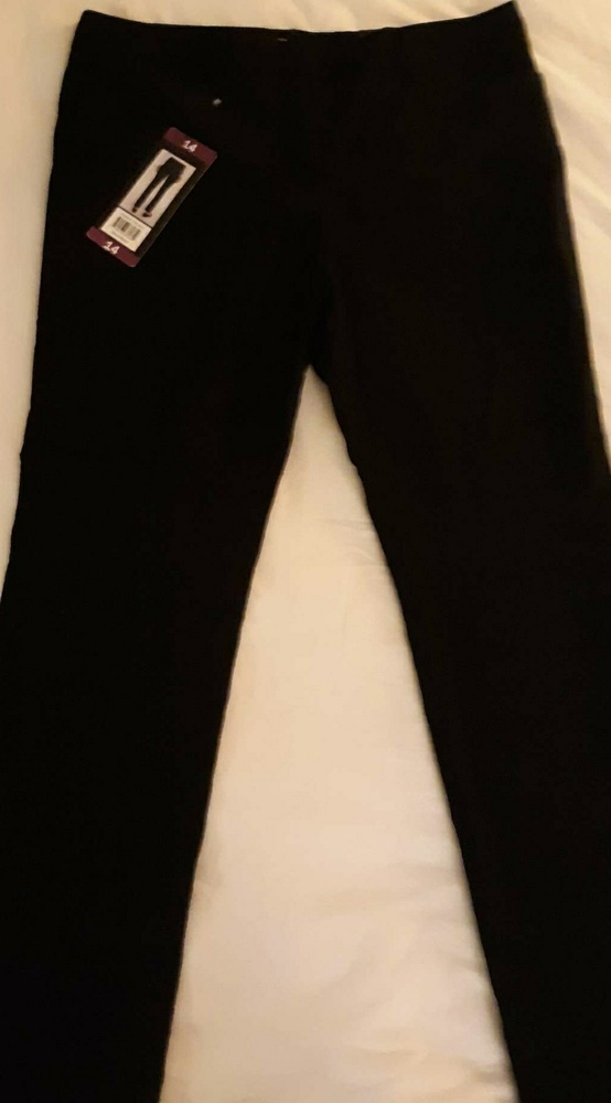 Slim fit pants by Mario Serrani